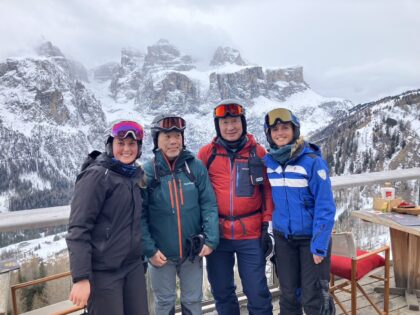 コルチナダンペッツオにて山田さん・花野さん